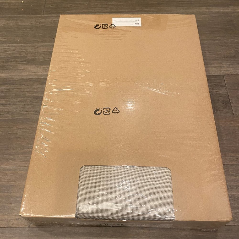 New in box ! IKEA UPPLAND Cover For Sofa Totebo Light Beige 004.853.99 - Picture 3 of 4